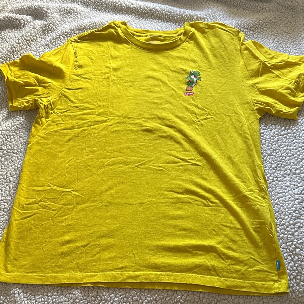 Adults Levi’s Mario Shirt